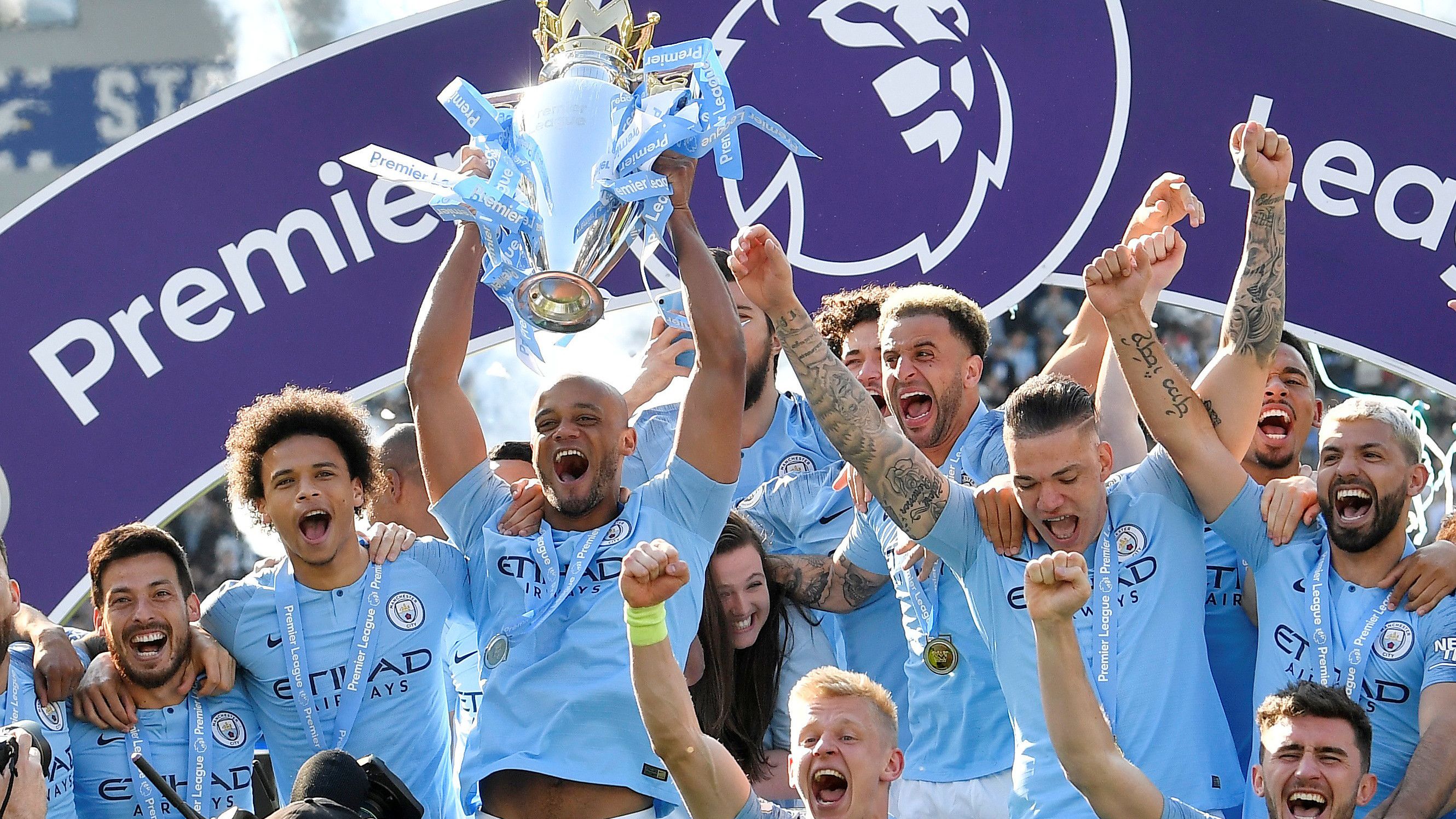 反哺家乡荣 反哺家乡荣