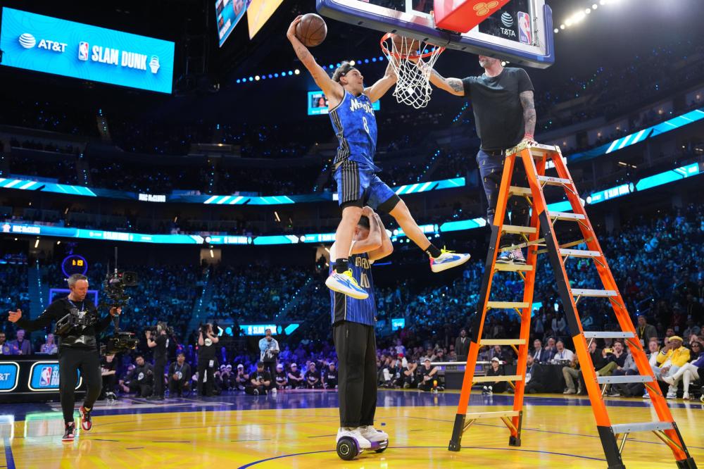 了她的留洋 了她的留洋