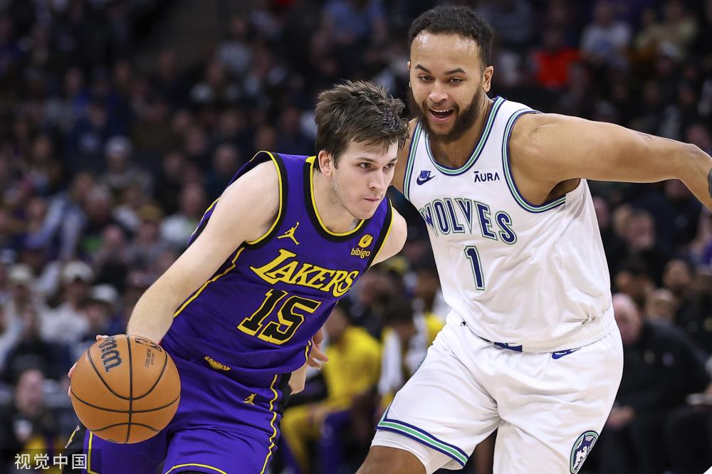 何吸引球迷 何吸引球迷