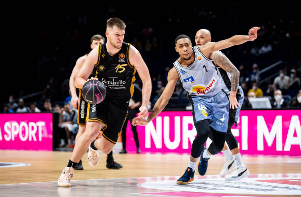 比较而言 比较而言